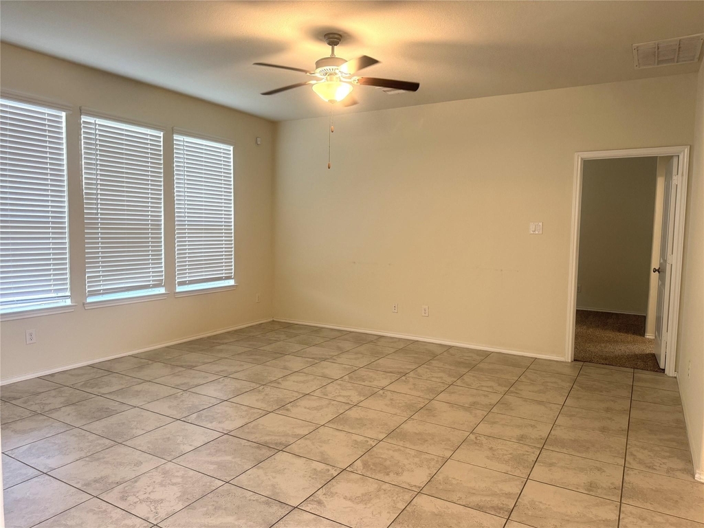 9431 Summer River Drive - Photo 10