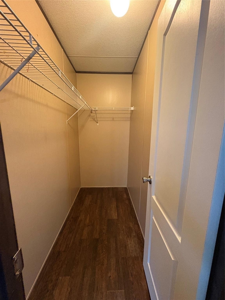 23767 Roberts Road - Photo 10