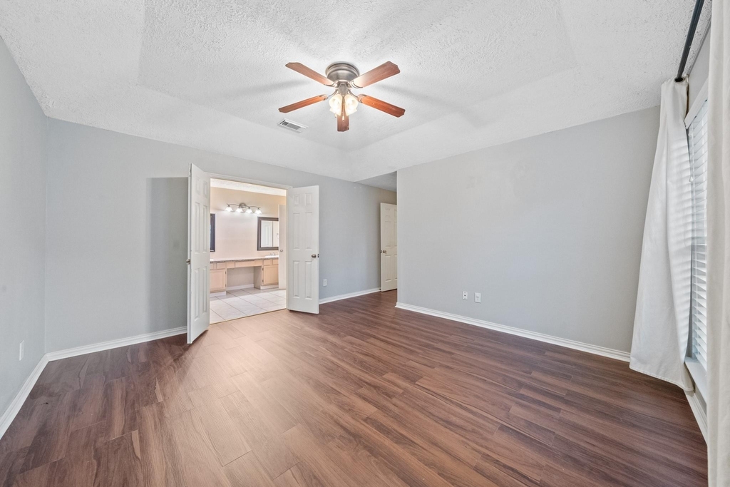 18178 Holly Green Drive - Photo 20