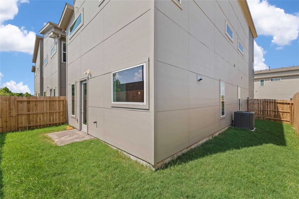 5726 Rucio Lane - Photo 31