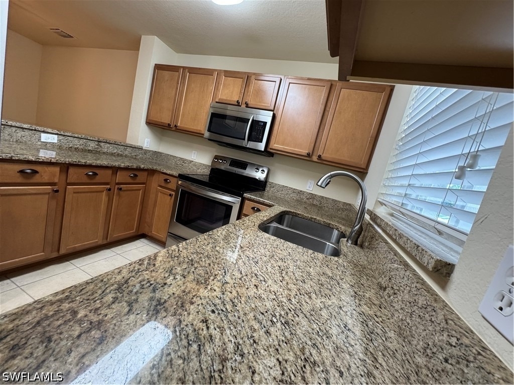 9077 Gervais Circle - Photo 4