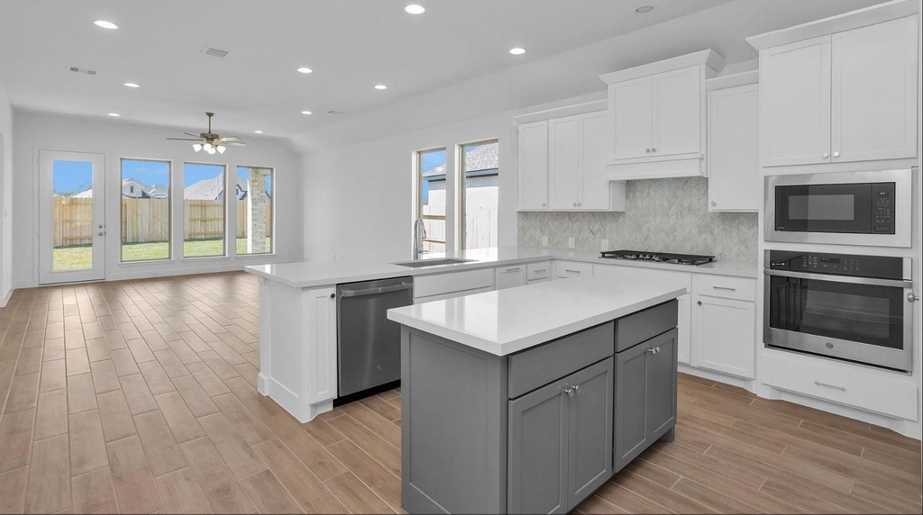 211 Sierra Stream Lane - Photo 1