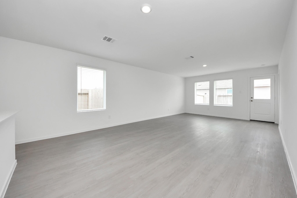 1219 Charlotte Way - Photo 9