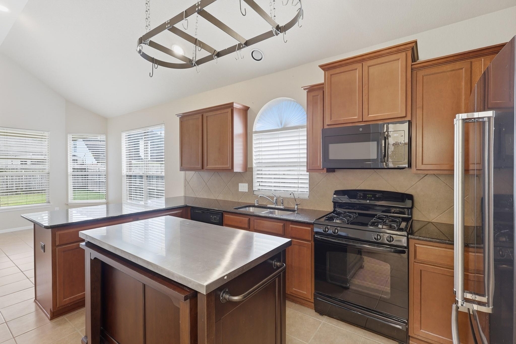 506 Carson Ridge Drive - Photo 10