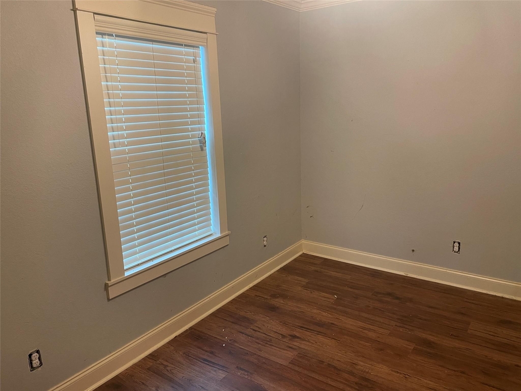 5315 Avenue R - Photo 6