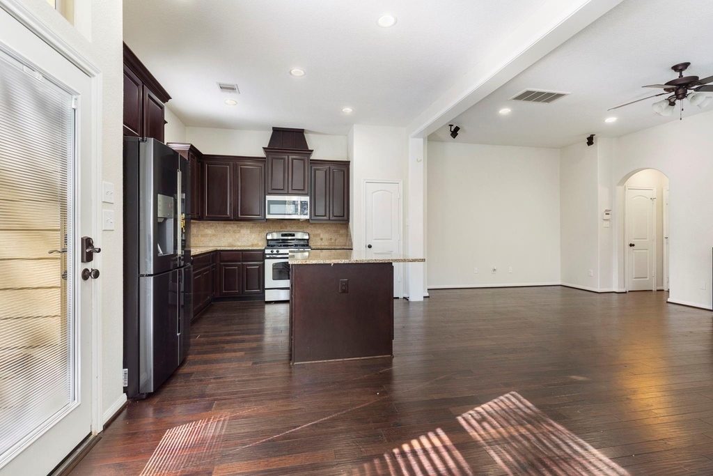122 Cheswood Manor Drive - Photo 15