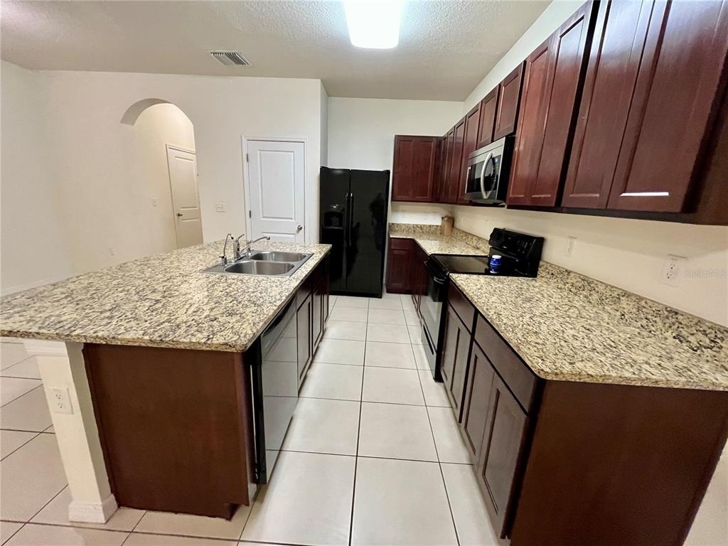 8982 Indigo Trail Loop - Photo 9