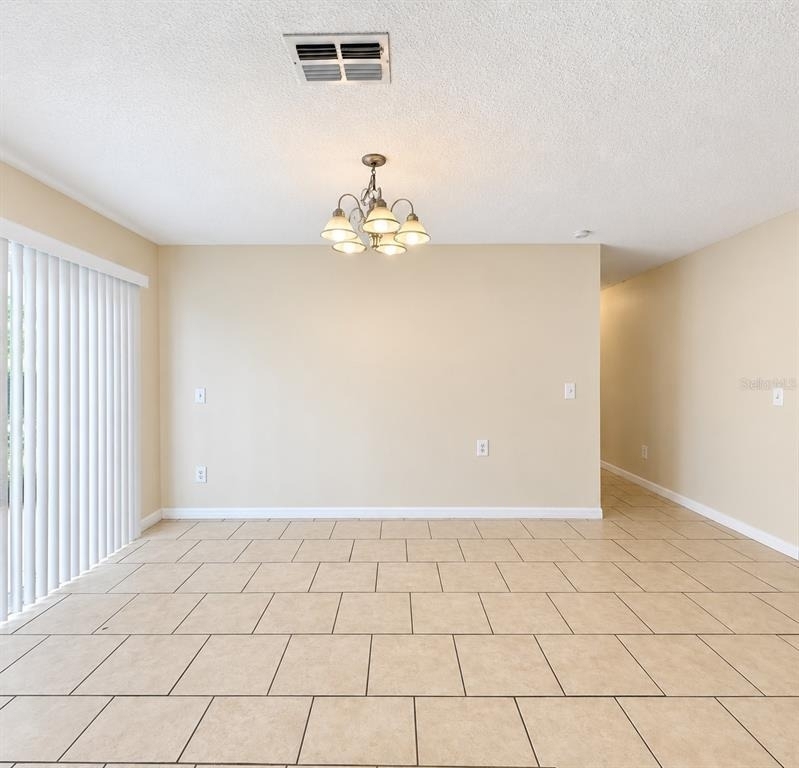 1210 E Holland Avenue - Photo 3