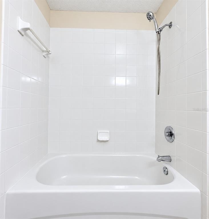 1210 E Holland Avenue - Photo 5