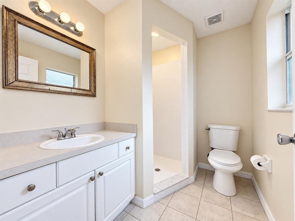 1210 E Holland Avenue - Photo 10