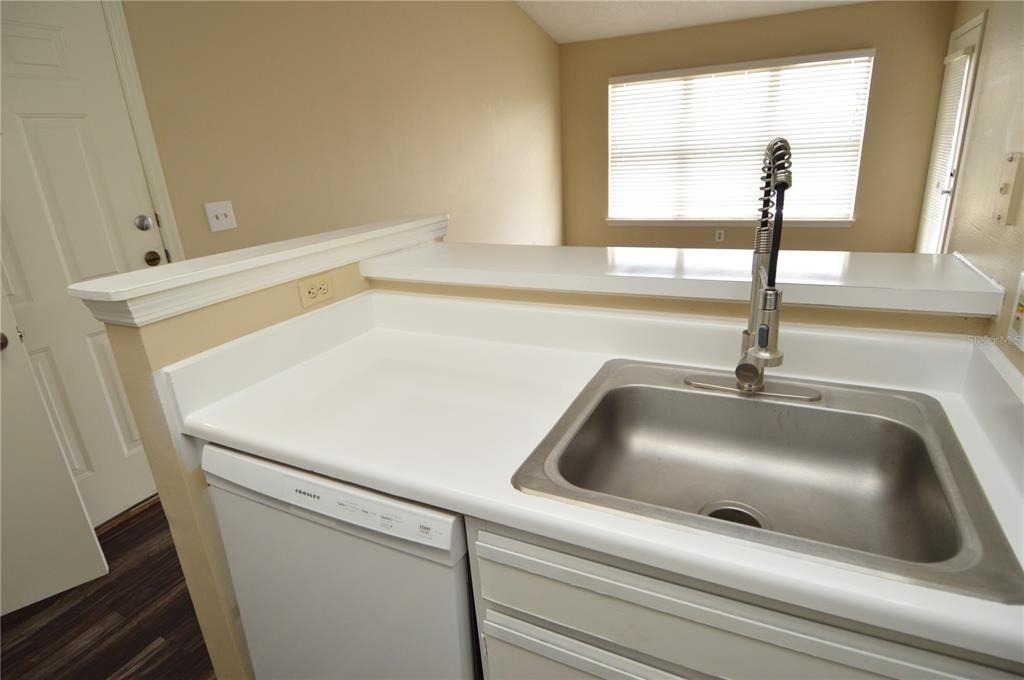 11901 4th Street N - Photo 11