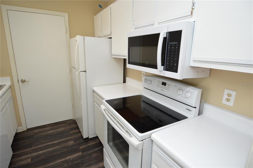 11901 4th Street N - Photo 6