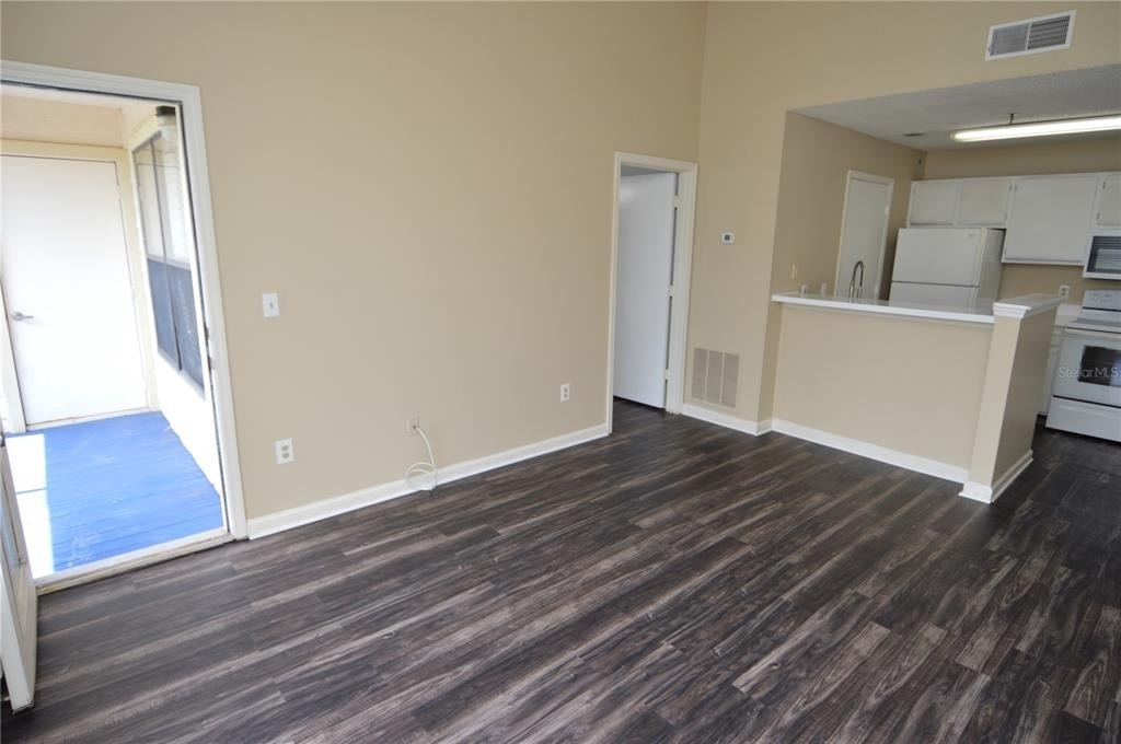 11901 4th Street N - Photo 20