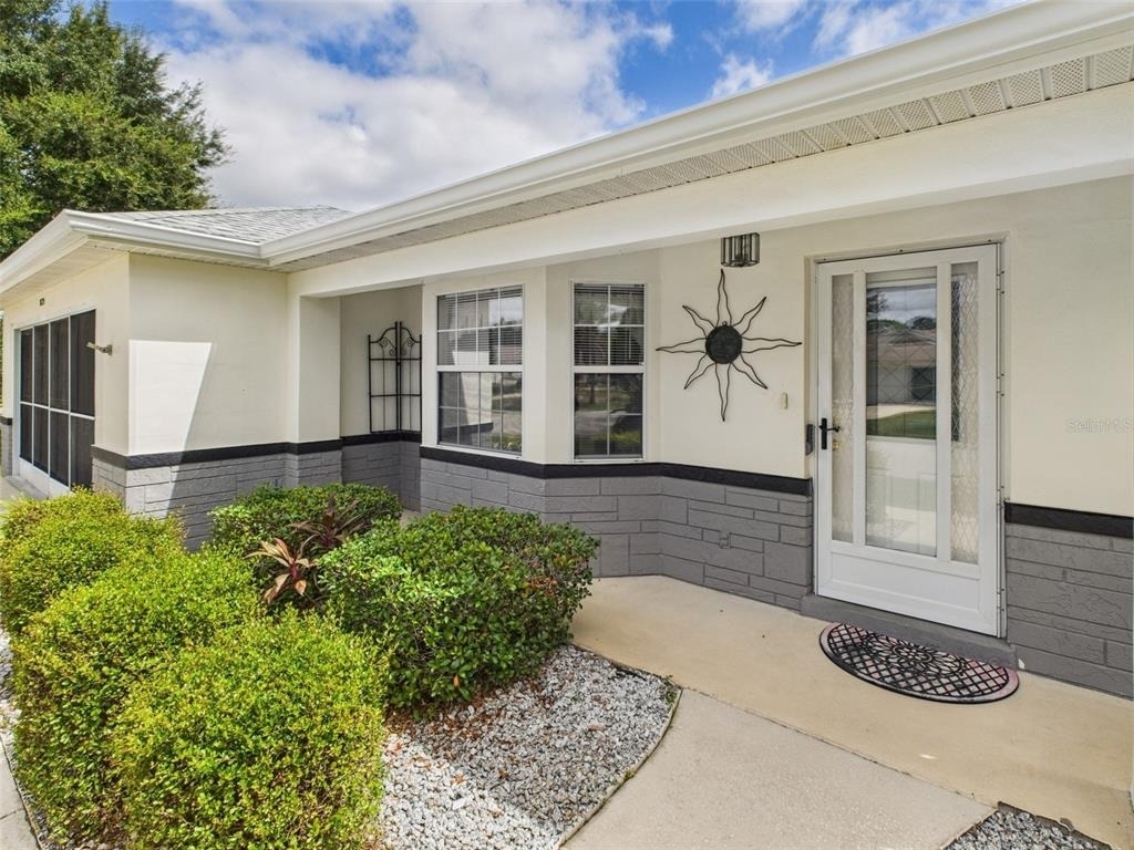9679 Sw 99th Avenue - Photo 1