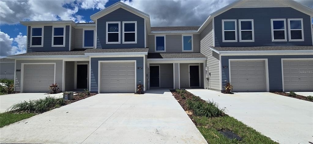 1569 Plank Place - Photo 1
