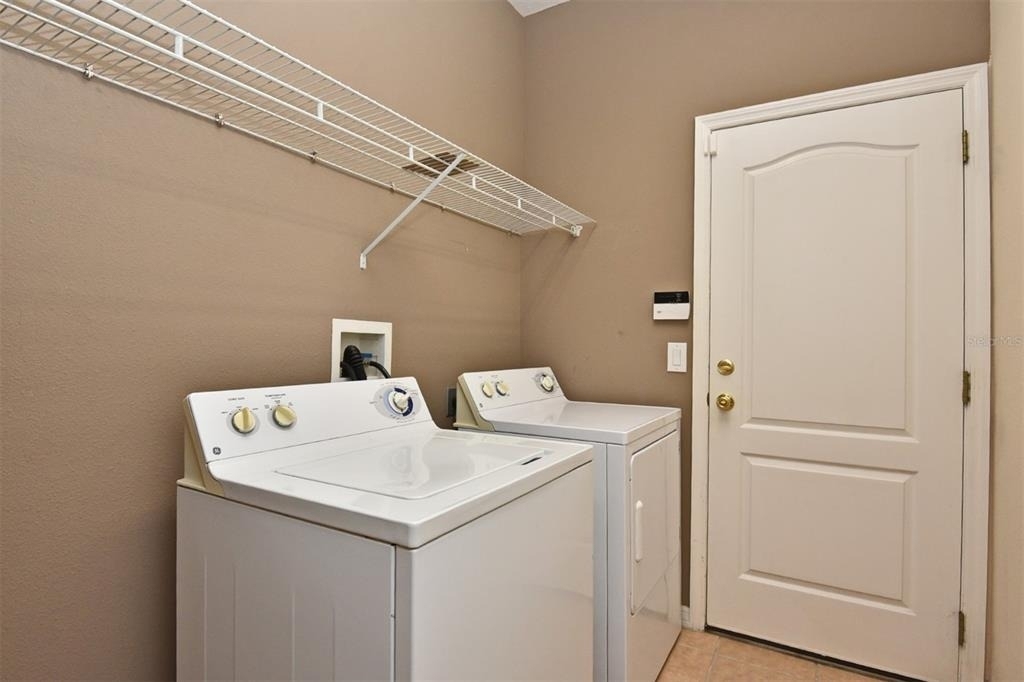 5911 Winchester Isle Road - Photo 9