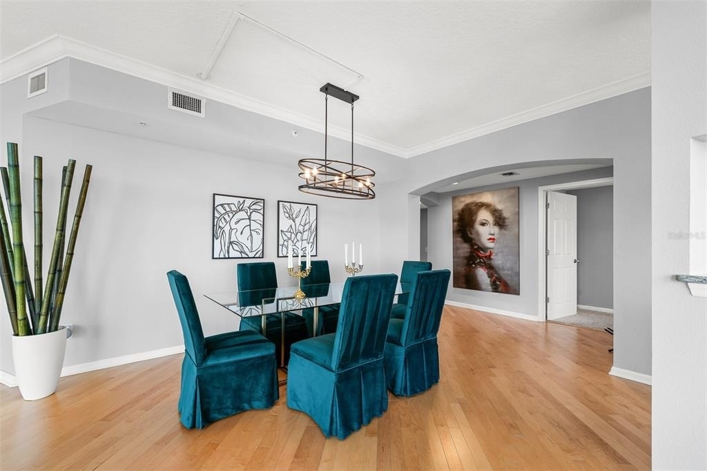 322 E Central Boulevard - Photo 6
