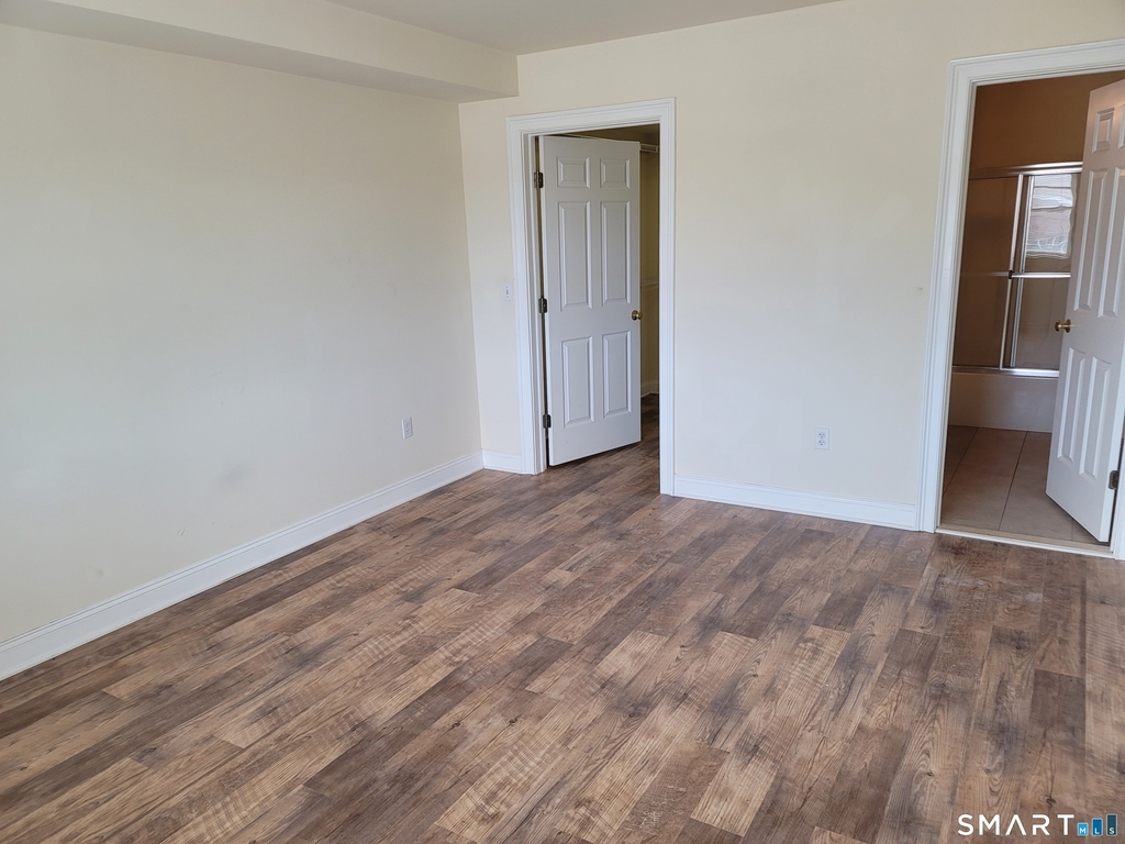 365 Westport Avenue - Photo 16