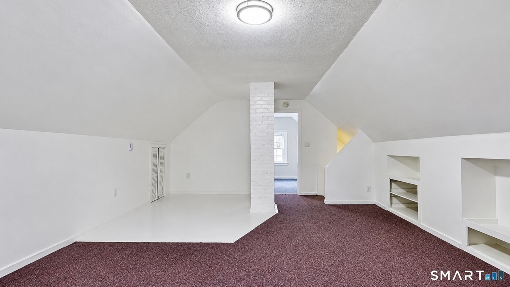 21 Parmalee Avenue - Photo 13