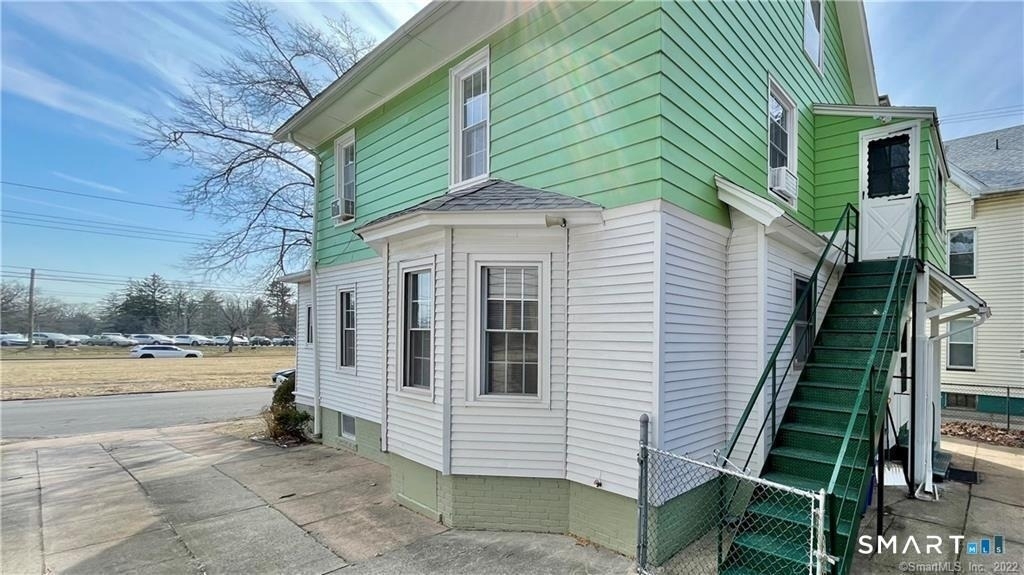 21 Parmalee Avenue - Photo 17