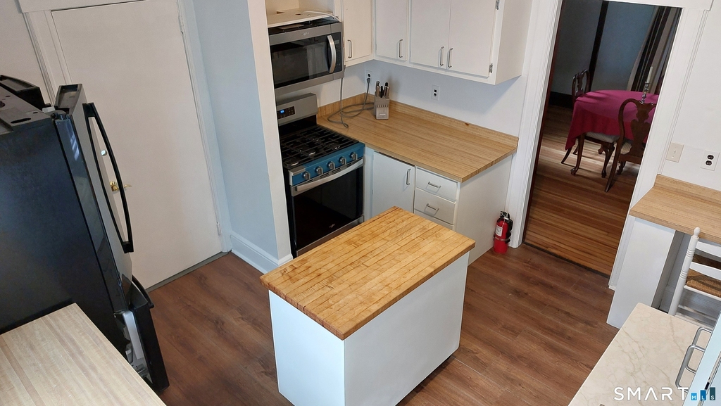 136 Mead Avenue - Photo 4