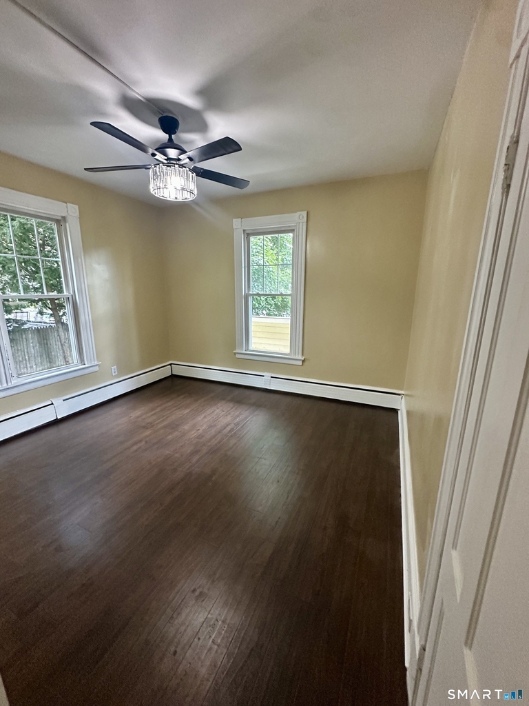 134 Queen Street - Photo 3