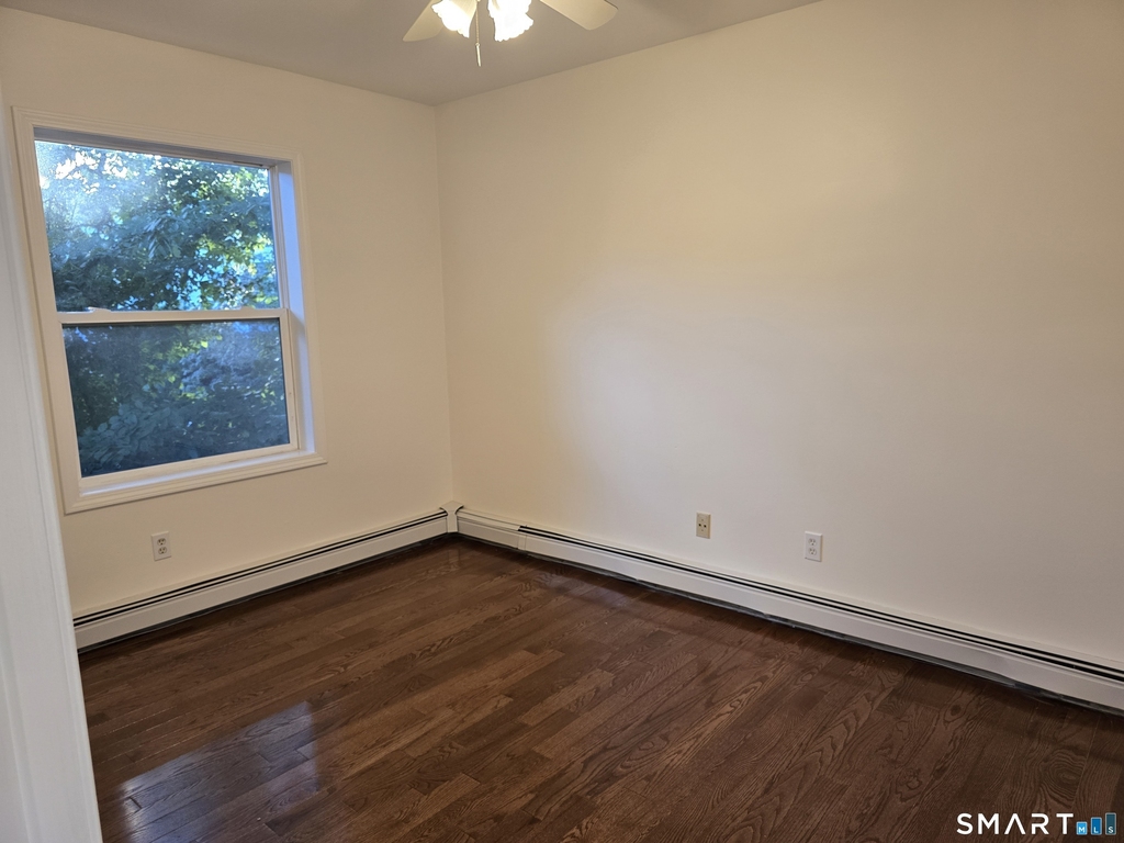 48-c Morgan Avenue - Photo 6