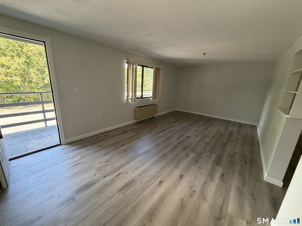 17 Farmington Avenue - Photo 3