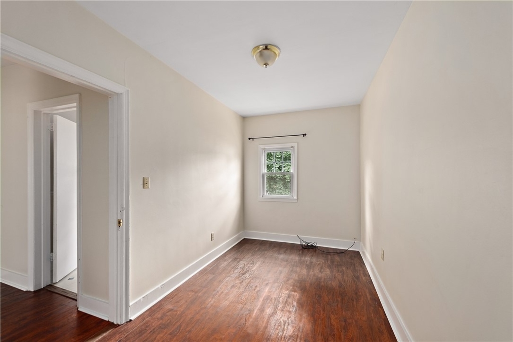 318 Sprott Way - Photo 25