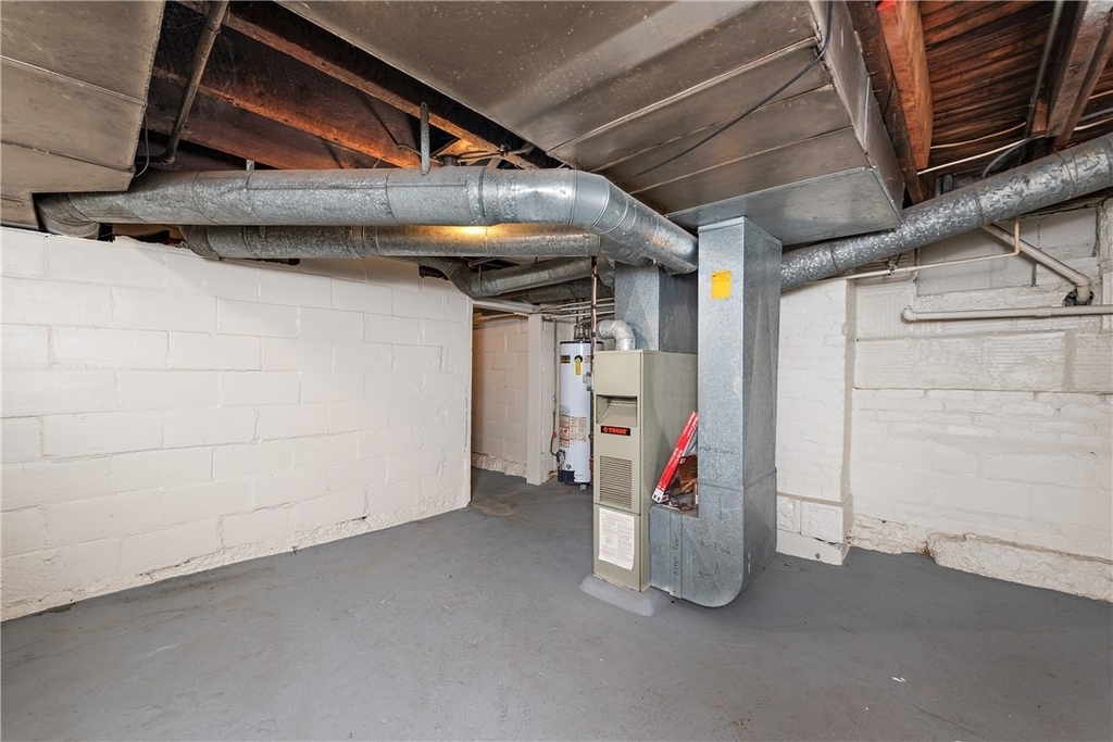 318 Sprott Way - Photo 31