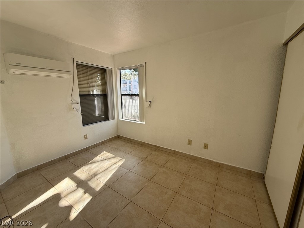 440 Elm Drive - Photo 6