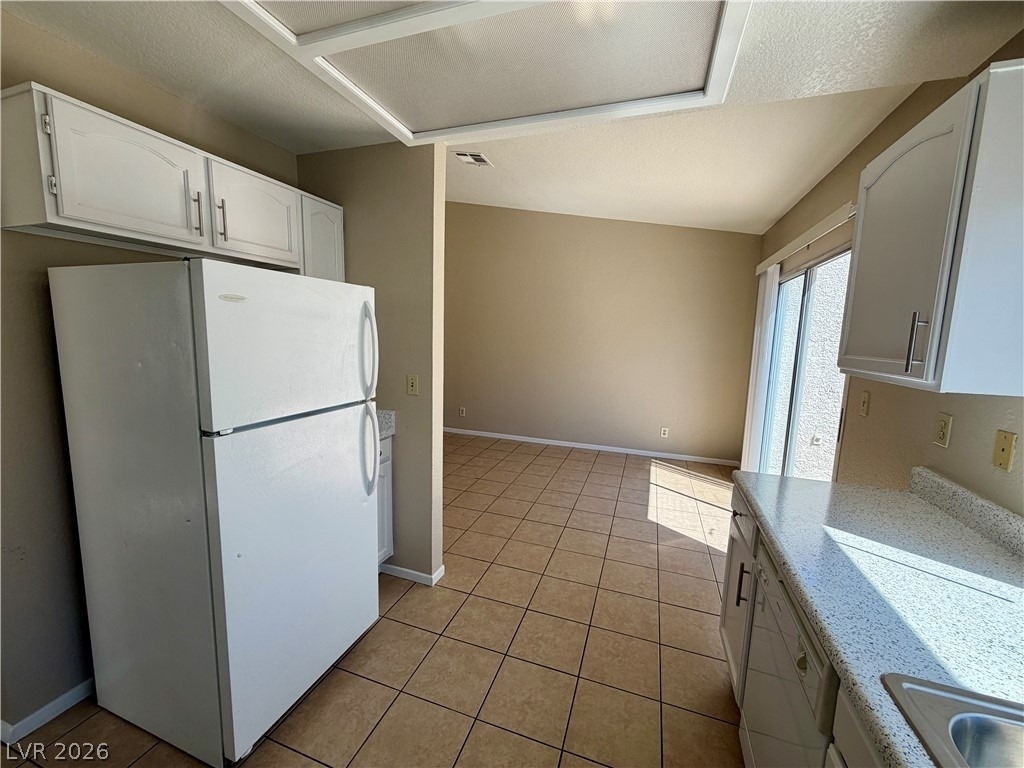 2821 Norfolk Avenue - Photo 5
