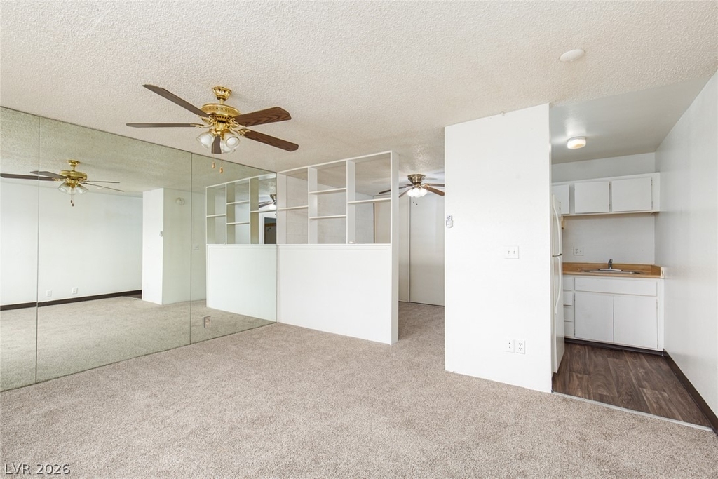 4600 University Center Drive - Photo 7