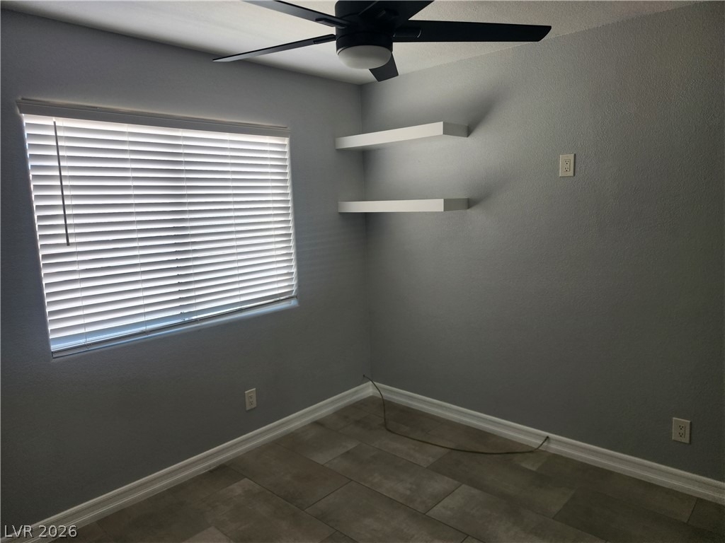 6267 Elvido Avenue - Photo 35