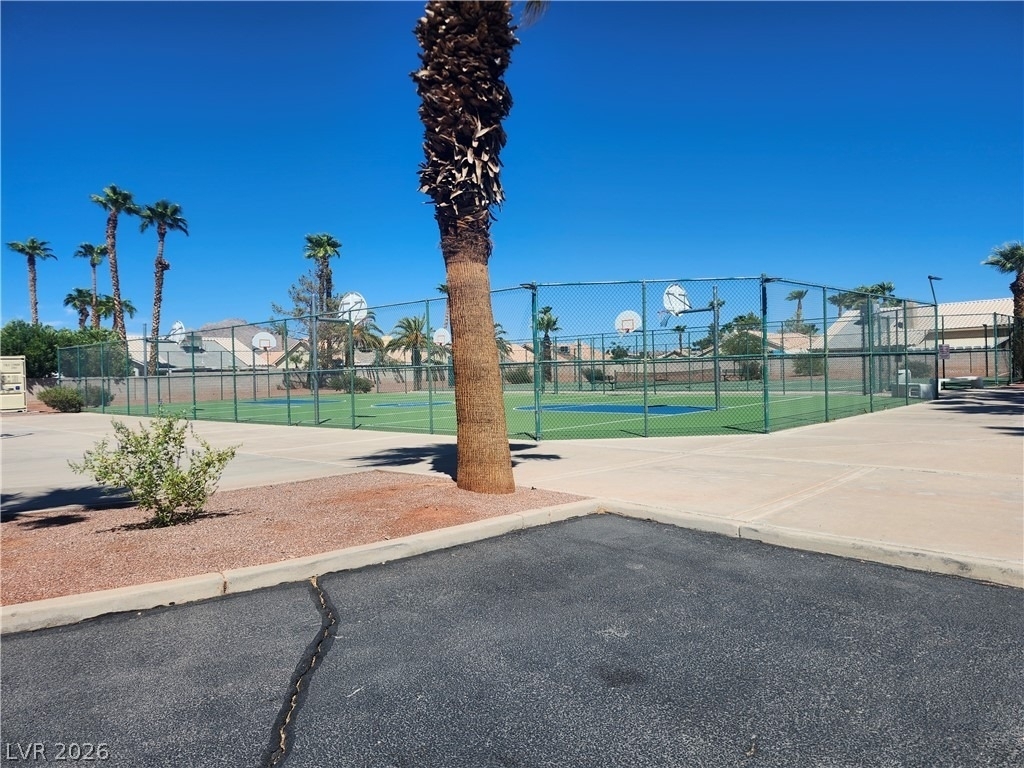 6267 Elvido Avenue - Photo 44