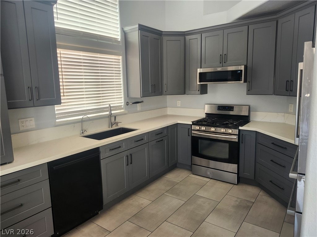 6267 Elvido Avenue - Photo 9