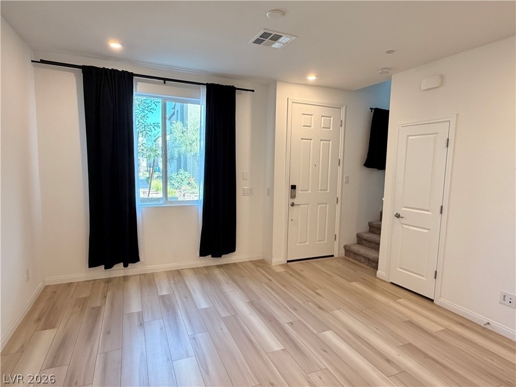 206 Wewatta Avenue - Photo 2