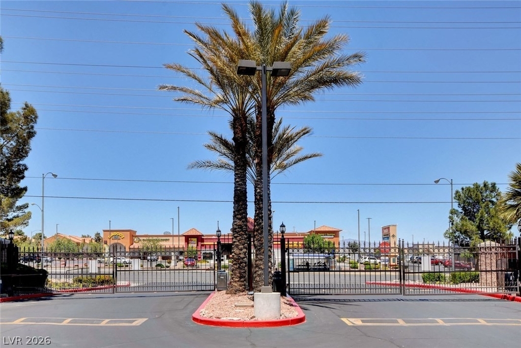 7885 Flamingo - Photo 8