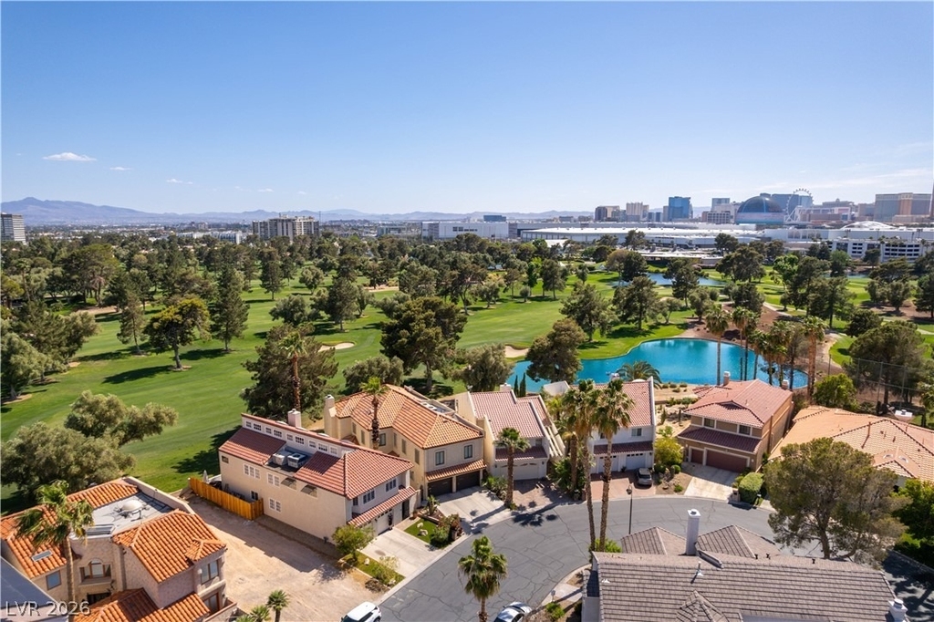 2845 Queens Courtyard Drive - Photo 41