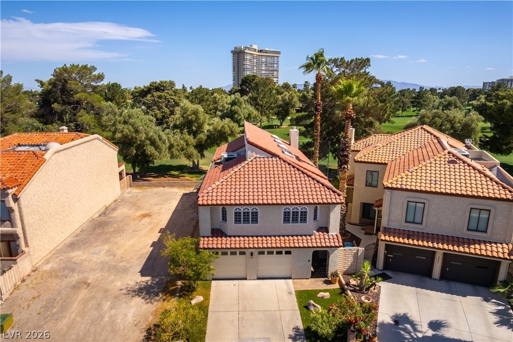 2845 Queens Courtyard Drive - Photo 36
