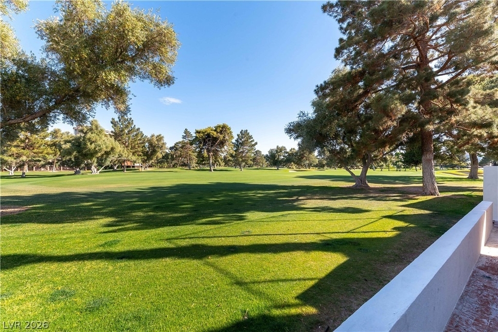 2845 Queens Courtyard Drive - Photo 33