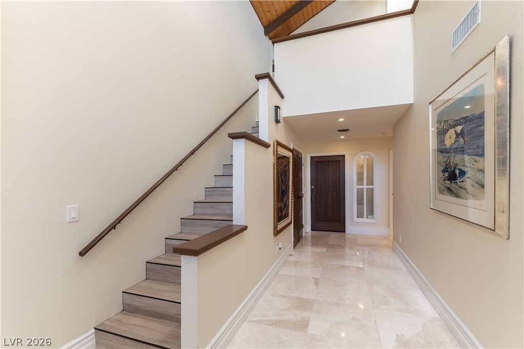 2845 Queens Courtyard Drive - Photo 3