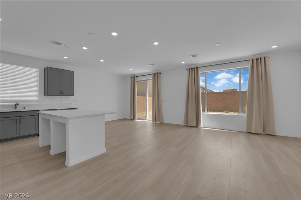 5925 Obsidian Sky Avenue - Photo 0