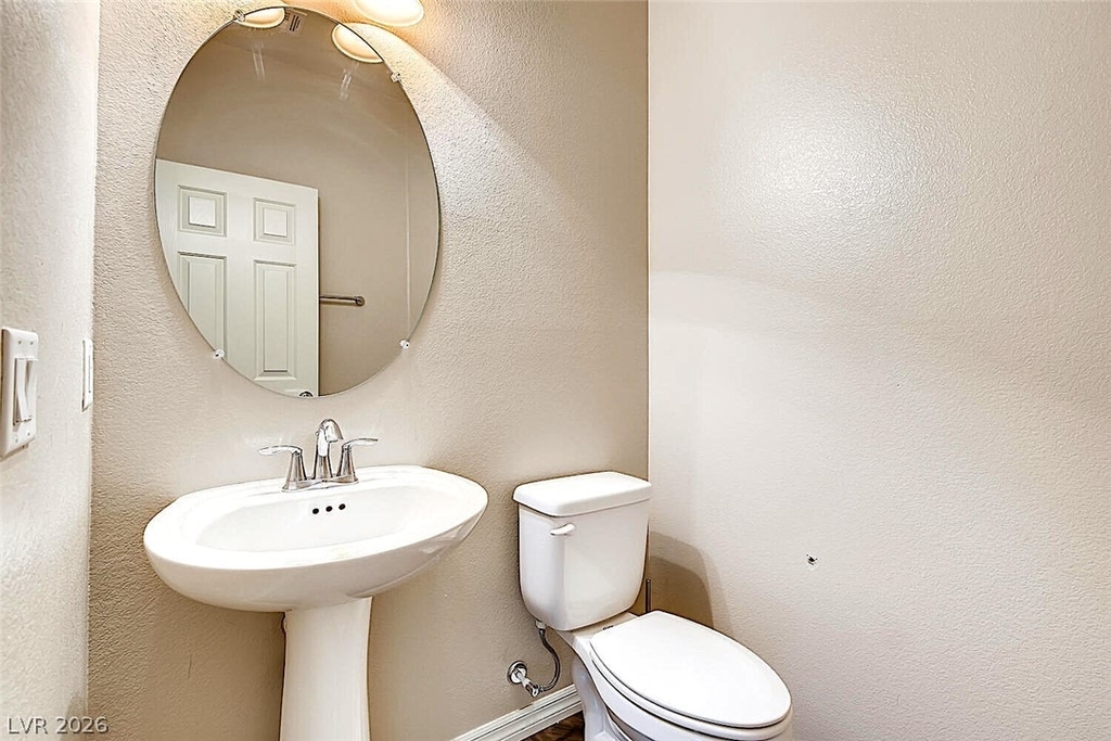 8117 Ancient Oaks Avenue - Photo 10