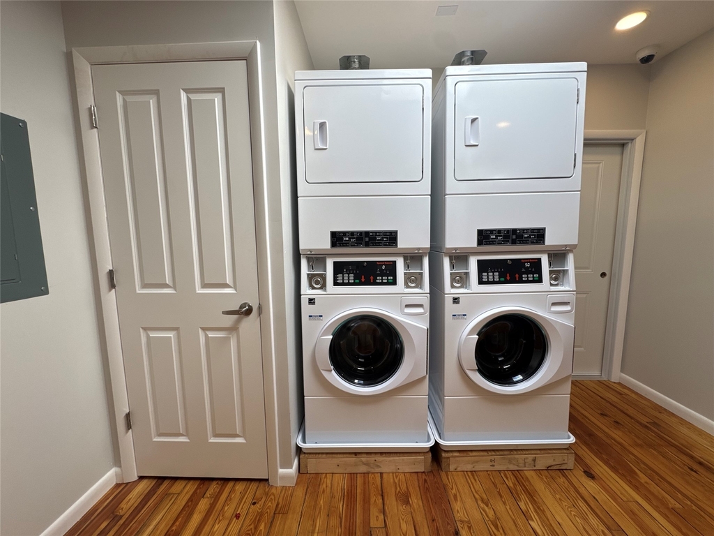 216 Main Street - Photo 9