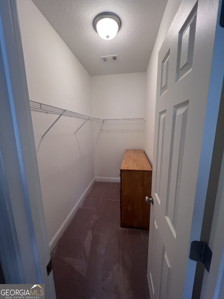 135 Hunt Road - Photo 18