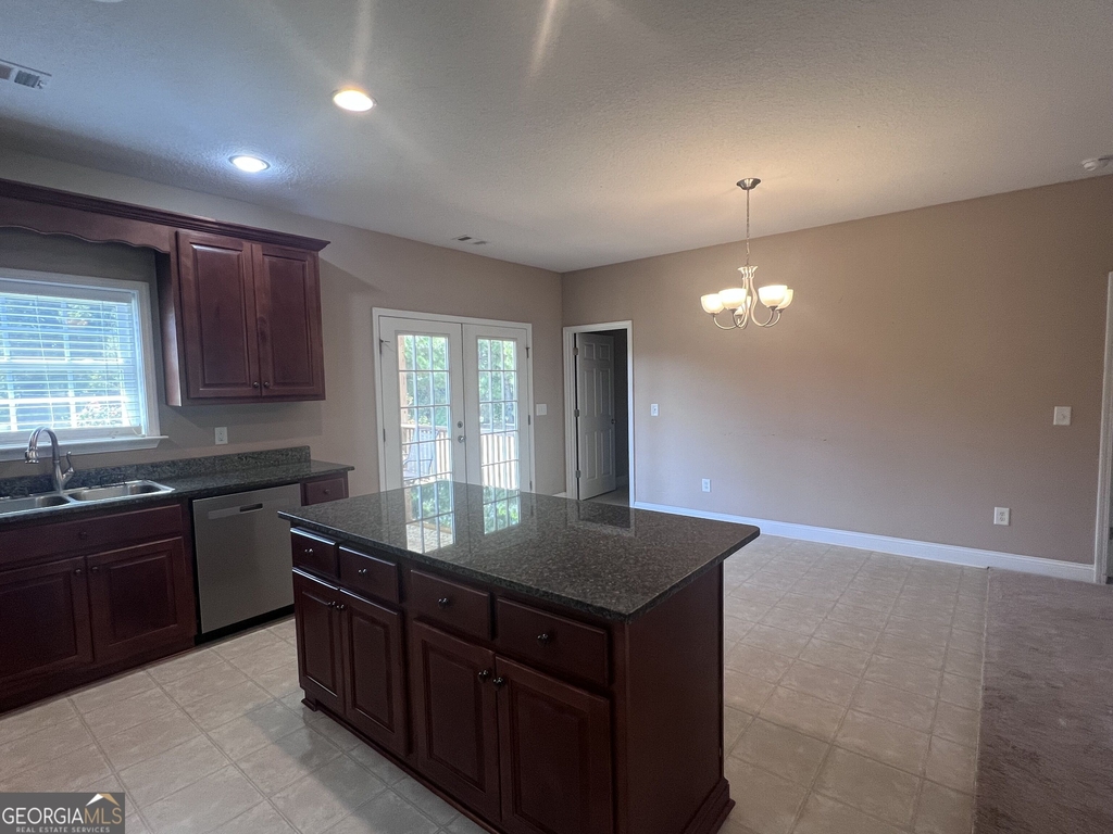 135 Hunt Road - Photo 8
