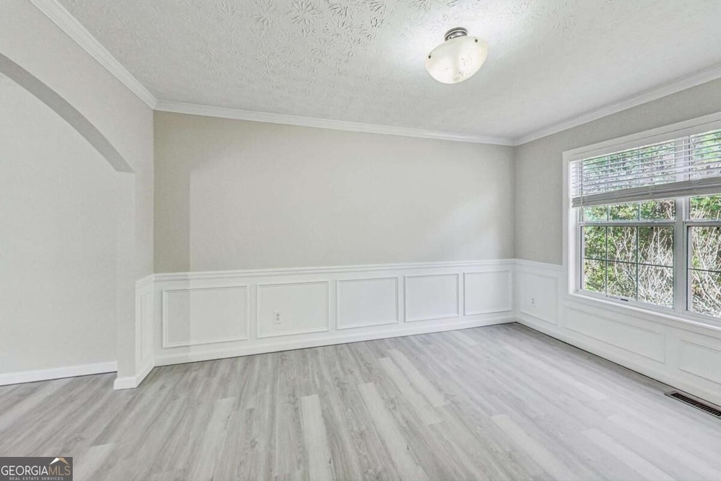 326 Canterbury Plac Drive - Photo 10