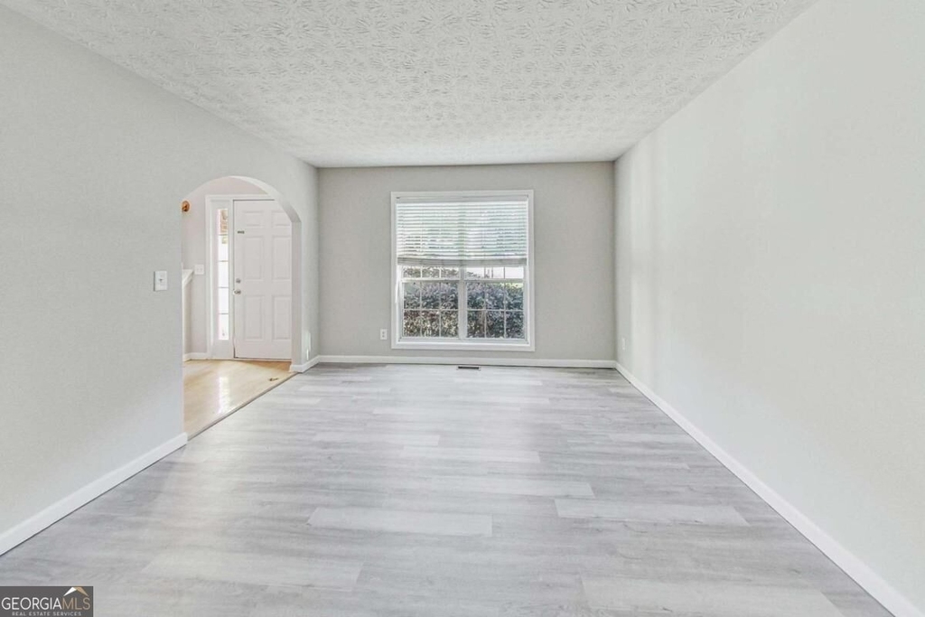326 Canterbury Plac Drive - Photo 8
