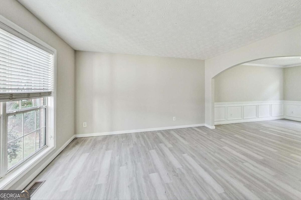 326 Canterbury Plac Drive - Photo 2